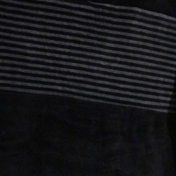 LEVI’S TURTLE NECK VELVET STRIPED SWEATER GREY - Picture 6 of 8